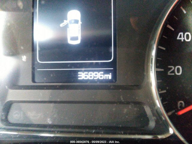 3KPFL4A76JE217758 KIA FORTE S