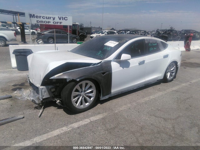 Tesla Model S 75d/100d/p100d 2018 5YJSA1E24JF281082 Image 2