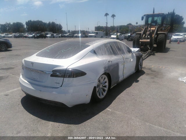 Tesla Model S 75d/100d/p100d 2018 5YJSA1E24JF281082 Image 4