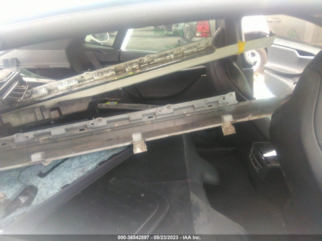 Tesla Model S 75d/100d/p100d 2018 5YJSA1E24JF281082 Image 8