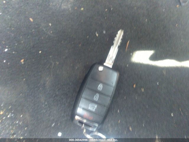 KNAFX4A6XG5526579 KIA FORTE LX