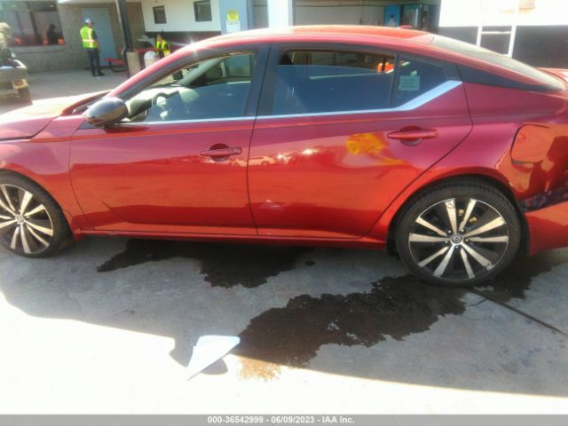 1N4BL4CV0KC174186 Nissan Altima 2.5 Sr