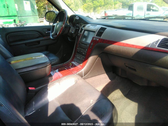 2010 CADILLAC ESCALADE LUXURY VIN: 1GYUKBEF5AR207012