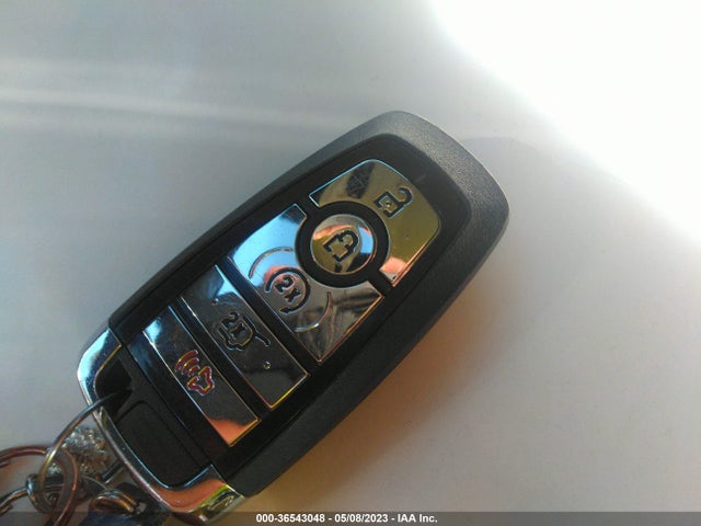 2021 Lincoln Aviator, VIN: 5LM5J6XC9MGL08120