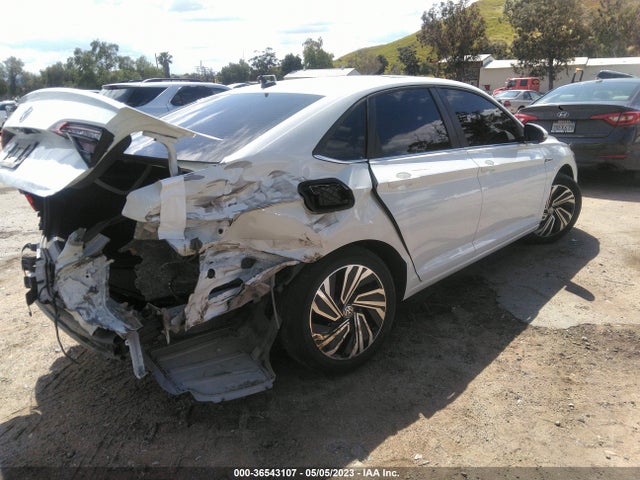 3VWEB7BU3LM047501 Volkswagen JETTA SEL