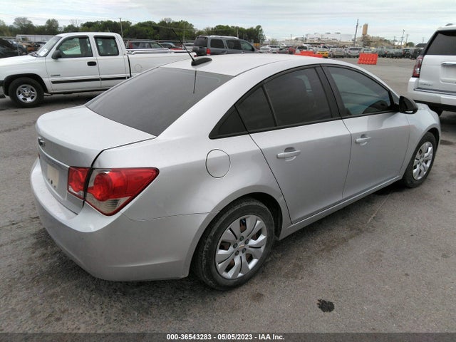 Chevrolet Cruze Ls Auto 2015 1G1PA5SH8F7300325 Image 4