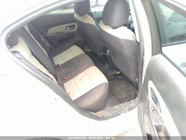 Chevrolet Cruze Ls Auto 2015 1G1PA5SH8F7300325 Image 8