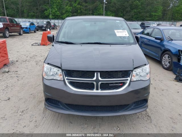 2C4RDGBG3JR138766 Dodge Grand Caravan Se