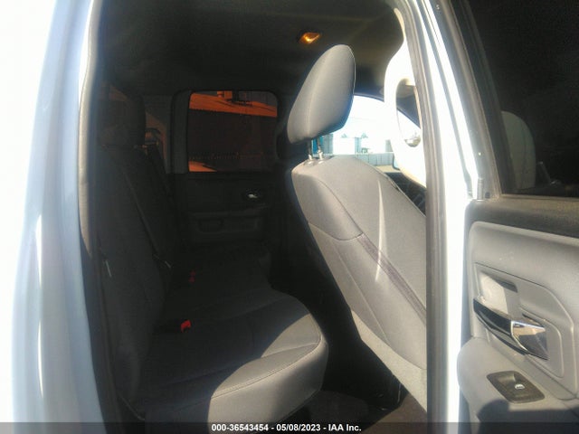 1C6RR6GT7GS240829 RAM 1500 Slt