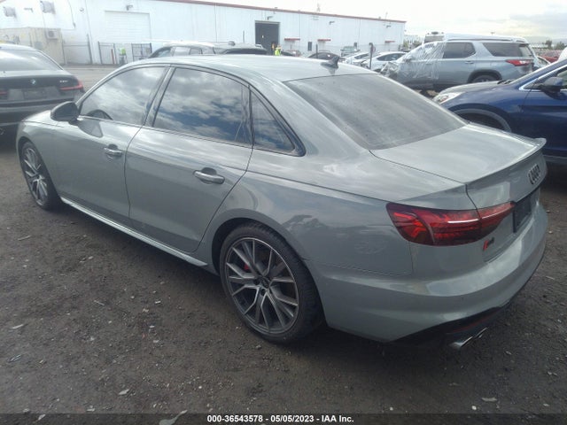 2022 Audi S4, VIN: WAUB4AF44NA030033