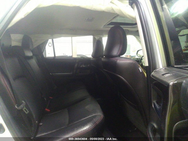 Toyota 4RUNNER SR5 2018 JTEBU5JR2J5556558 Image 10