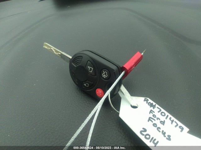 Ford FOCUS SE 2014 1FADP3F25EL247873 Image 3