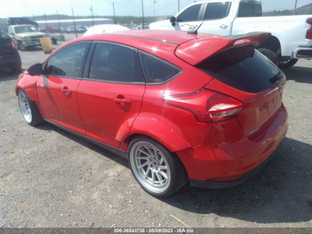 1FADP3K21GL383412 Ford FOCUS SE