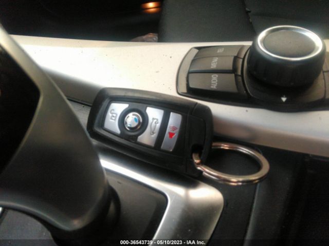 WBA8A3C50HK691665 BMW 3 Series 320i Xdrive