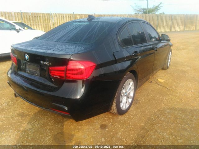 WBA8A3C50HK691665 BMW 3 Series 320i Xdrive