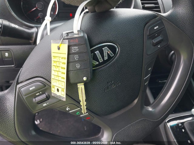 2017 Kia Forte, VIN: KNAFK5A85H5712005