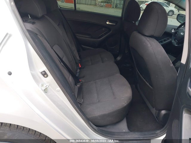 2017 Kia Forte, VIN: KNAFK5A85H5712005