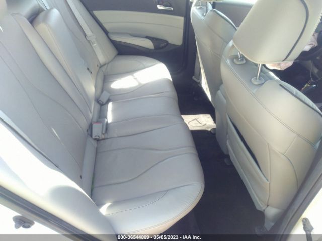 19UDE2F7XKA008835 Acura Ilx Pkg