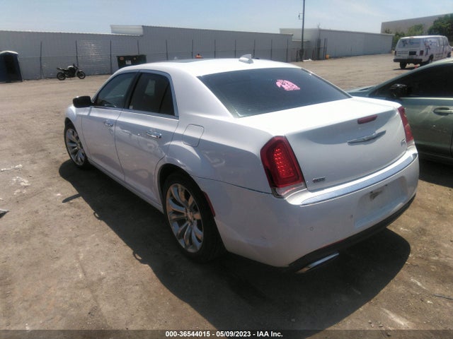 2C3CCAEG8HH586443 Chrysler 300