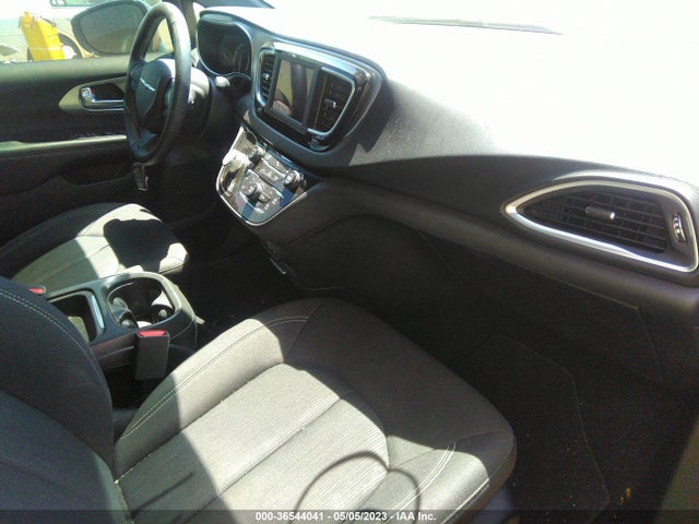 2C4RC1FG5JR189020 Chrysler Pacifica Touring Plus