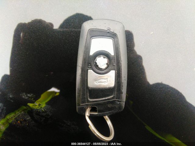 WBA3C1C58FP854281 BMW 3 Series 328i
