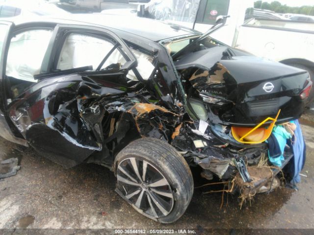 1N4BL4CV3KC122972 Nissan Altima 2.5 Sr