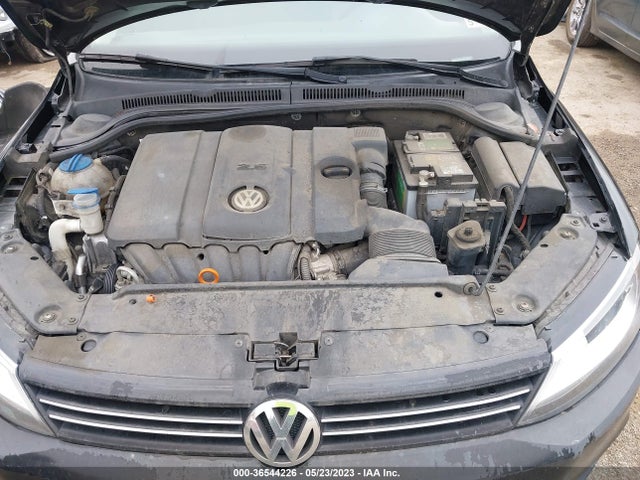 2013 VOLKSWAGEN JETTA SEDAN SE VIN: 3VWDP7AJ1DM294134