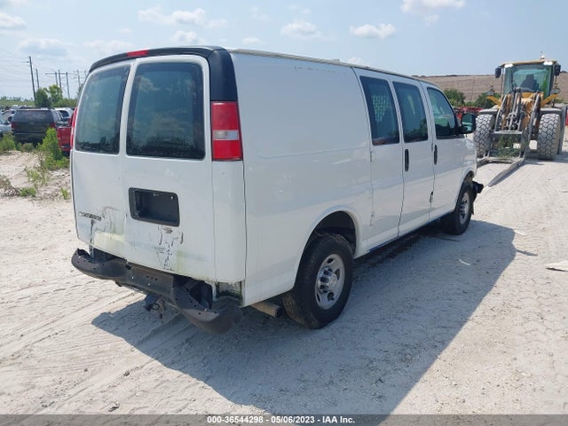 Chevrolet EXPRESS CARGO VAN 2017 1GCWGAFF5H1304308 Image 4
