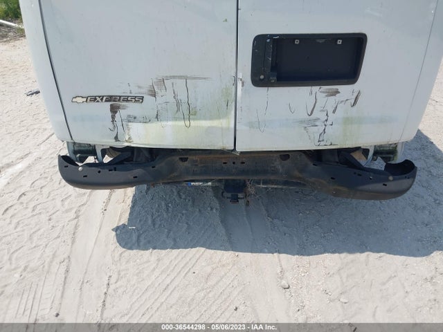 Chevrolet EXPRESS CARGO VAN 2017 1GCWGAFF5H1304308 Image 6