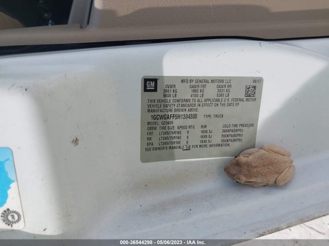 Chevrolet EXPRESS CARGO VAN 2017 1GCWGAFF5H1304308 Image 9