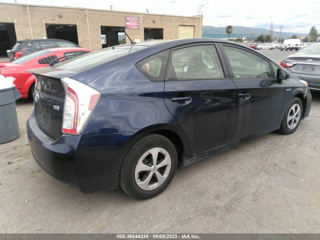 Toyota Prius Four 2015 JTDKN3DU5F0469277 Image 5