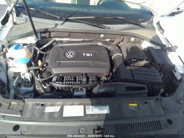 1VWBS7A35FC010029 Volkswagen Passat 1.8t Se W/sunroof & Nav