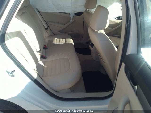 1VWBS7A35FC010029 Volkswagen Passat 1.8t Se W/sunroof & Nav