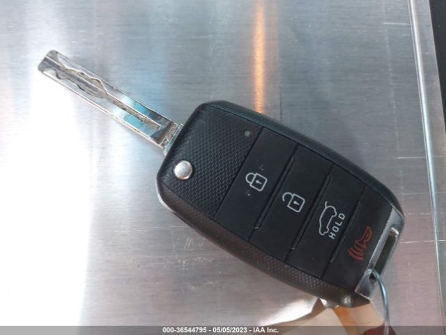 KNDJN2A24G7343946 KIA Soul Base
