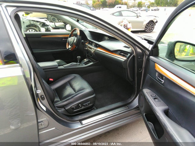 JTHBW1GGXF2099003 Lexus Es 300h Hybrid