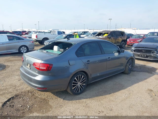3VWD17AJXFM427977 Volkswagen Jetta Sedan 1.8t Sport