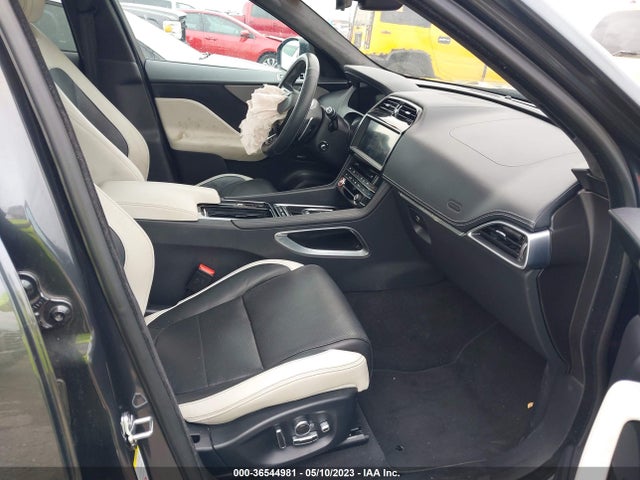 2019 JAGUAR F-PACE SADCM2FV0KA612006 Photo 4