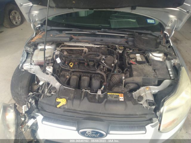 1FADP3F27EL196800 Ford FOCUS SE