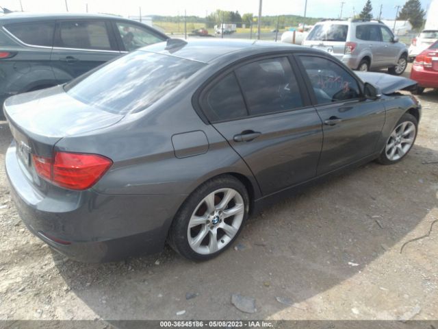 WBA3C3C5XEP662158 BMW 3 Series 320i Xdrive