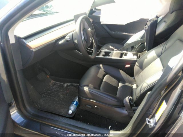 5YJYGDEE0LF004839 Tesla Model Y Long Range