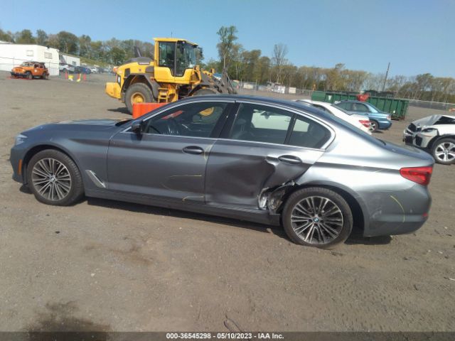 WBAJA7C51KG909888 BMW 5 Series 530i Xdrive