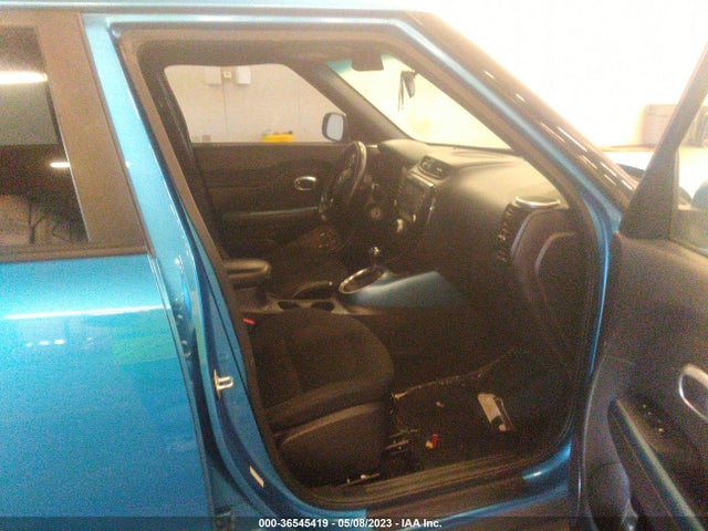 KIA SOUL + 2015 KNDJP3A54F7217823 Image 6