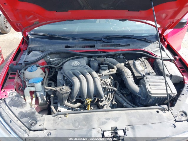 3VW2K7AJ6FM411523 Volkswagen Jetta Sedan 2.0l S