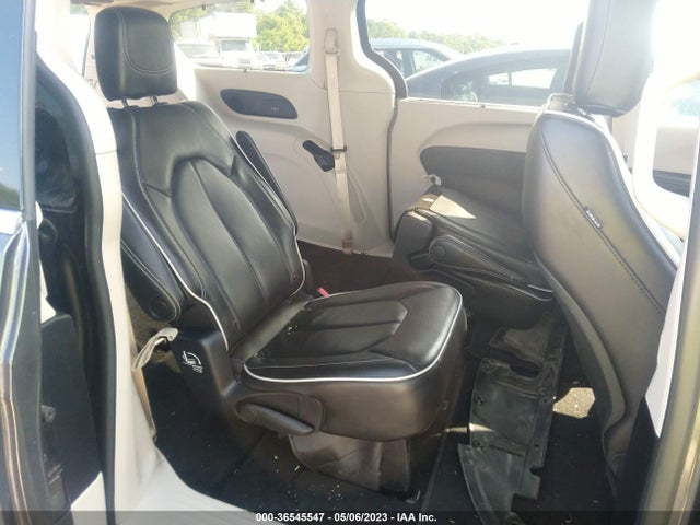 Chrysler Pacifica Limited 2022 2C4RC1GG9NR122280 Image 10