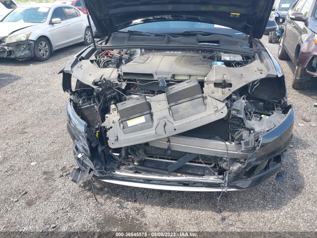 WA1LAAF76HD013869 Audi Q7 Premium Plus