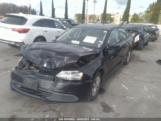 3VW2K7AJ4EM335542 Volkswagen Jetta Sedan S