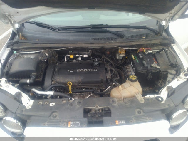 Chevrolet SONIC LS 2016 1G1JA5SGXG4142621 Image 11