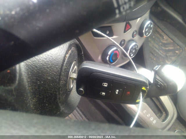 Chevrolet SONIC LS 2016 1G1JA5SGXG4142621 Image 3