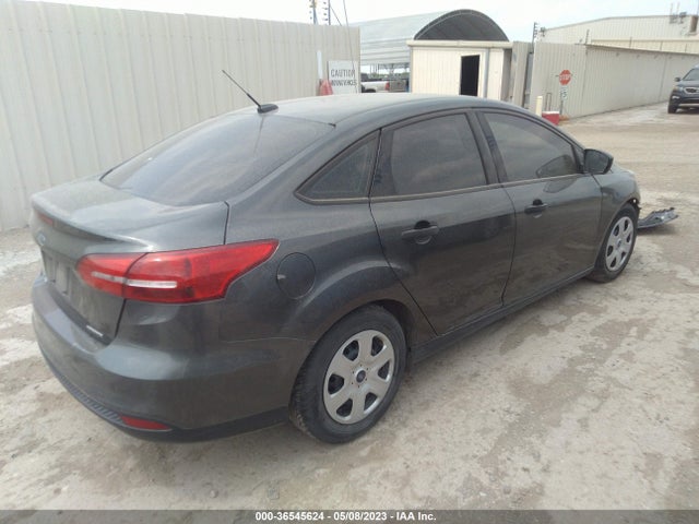 1FADP3E24GL382475 Ford FOCUS S