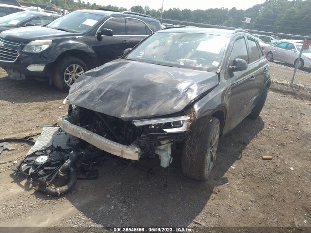 WA1JCCFS1JR019007 Audi Q3 Premium Plus